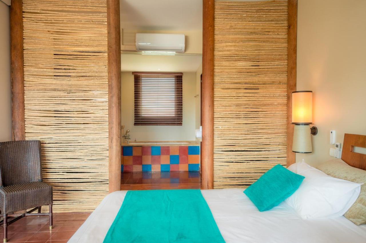 Suites Anagani Le François Exterior foto